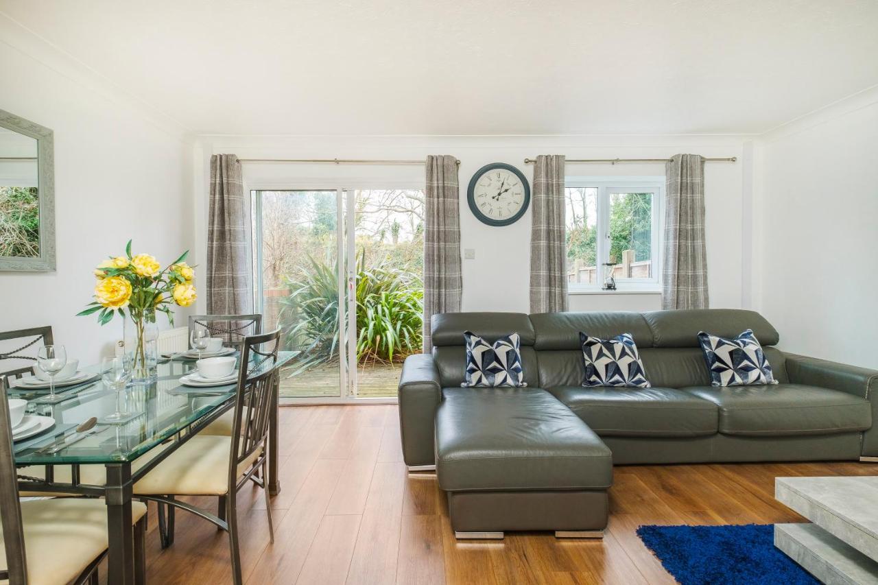 Апартаменти Beautiful 3 Bed House With Amazing Views In Dartford, Kent Екстер'єр фото